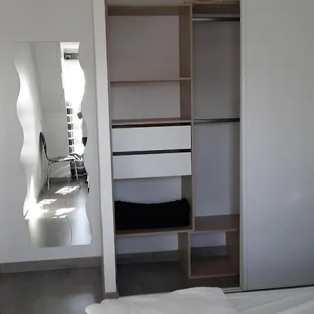 Hotel Maison Mitoyenne Confort Et Parking Securise. Juillan