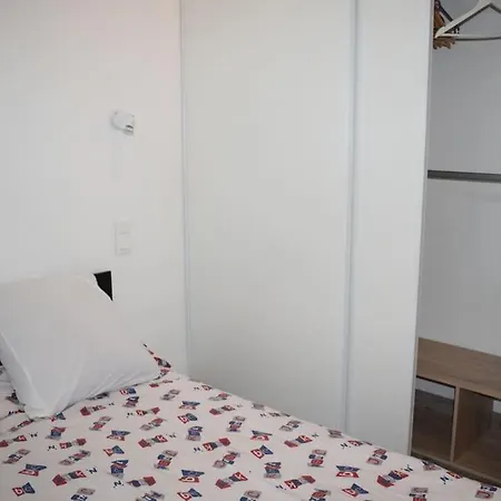 Maison Mitoyenne Confort Et Parking Securise. Hotel